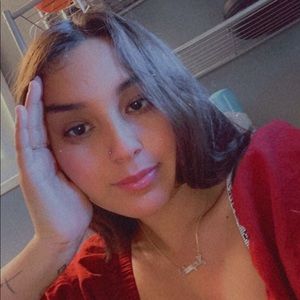 Meet your Posher, Jacquelin